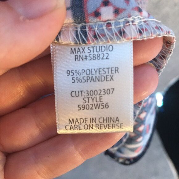 Max Studio Dress Summer Sleeveless Shift, Women's Size S Red Navy Split Neckline - Picture 5 of 10